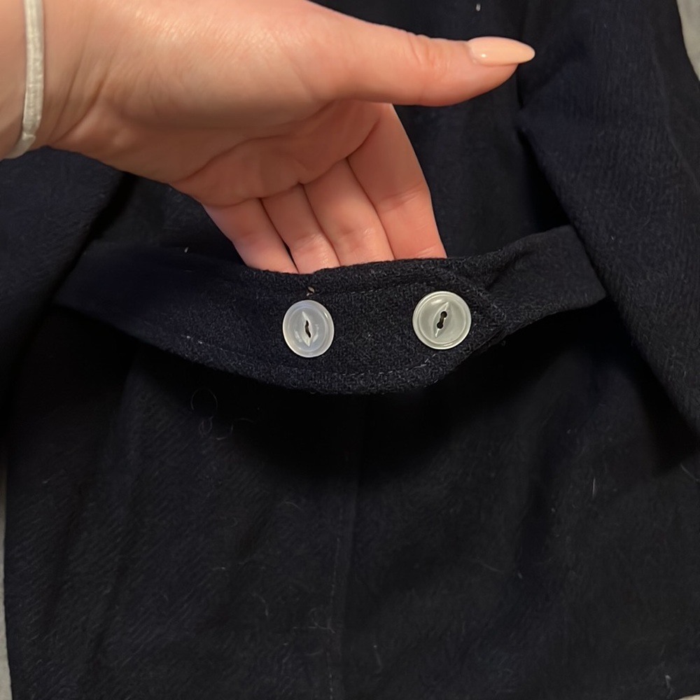 Child’s coat - Picture 2 of 2